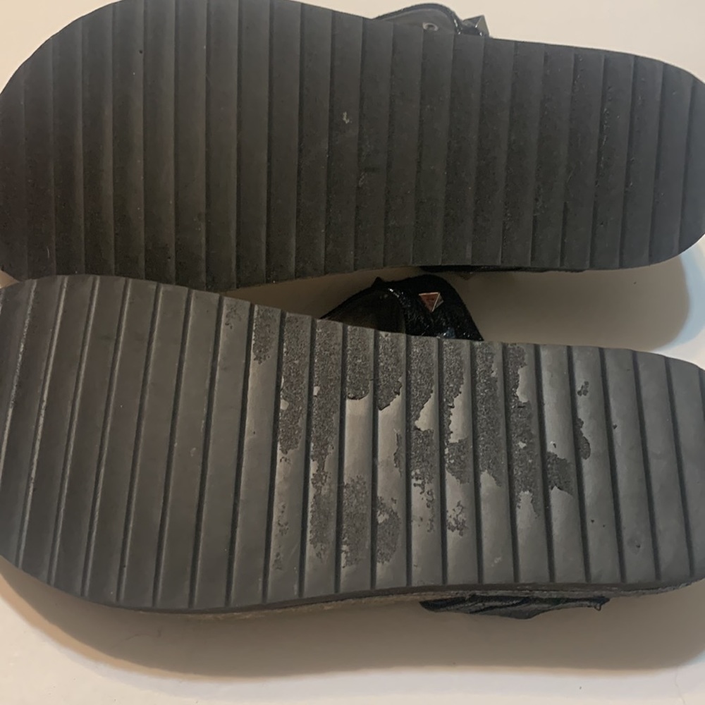 G by guess sandals - Picture 5 of 8